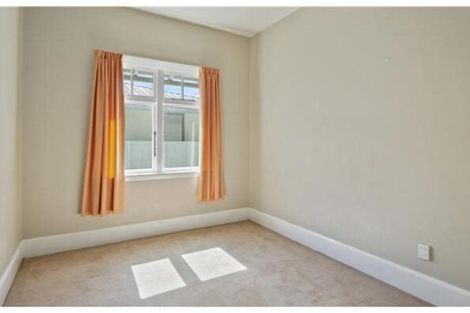 Photo of property in 120 Lincoln Road, Addington, Christchurch, 8024