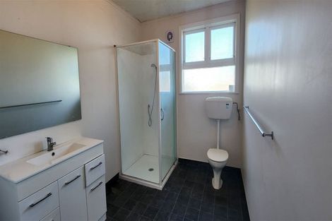 Photo of property in 21 Tongariro Street, Castlecliff, Whanganui, 4501