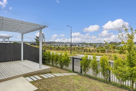 Photo of property in 148 Vintry Drive, Kumeu, 0810