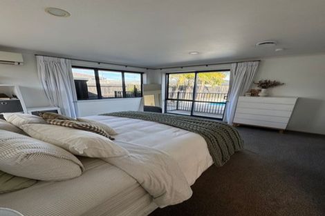 Photo of property in 64 Oriental Parade, Papamoa Beach, Papamoa, 3118