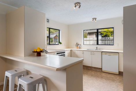 Photo of property in 6 Furlong Crescent, Churton Park, Wellington, 6037