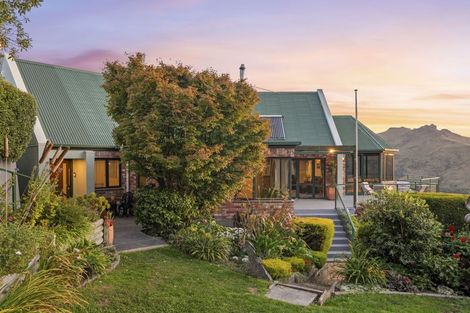 Photo of property in 18 Rockview Place, Mount Pleasant, Christchurch, 8081