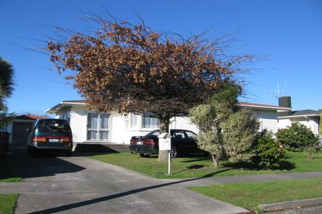 Photo of property in 15 Kaituna Street, Milson, Palmerston North, 4414