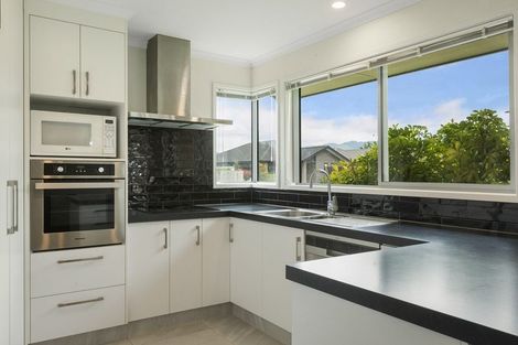 Photo of property in 8 Eastbank Drive, Katikati, 3129