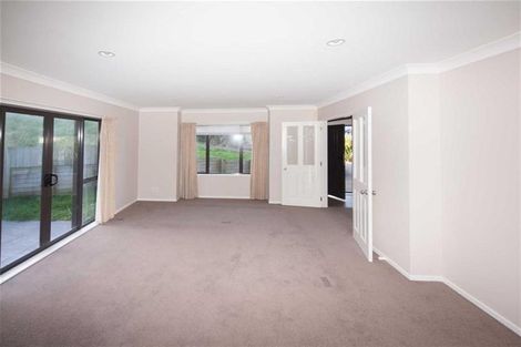 Photo of property in 27 Gifford Grove, Churton Park, Wellington, 6037