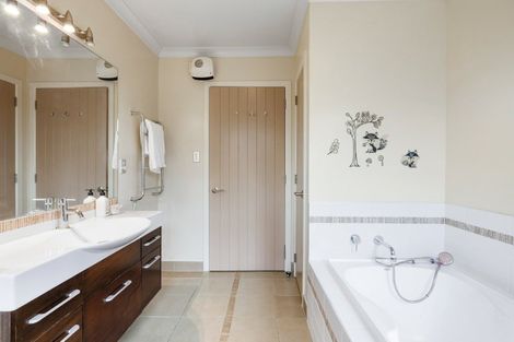 Photo of property in 8 Vermont Court, Huntington, Hamilton, 3210