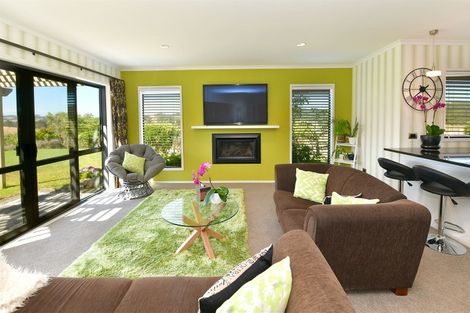 Photo of property in 240 Oyster Point Road, Kaukapakapa, Warkworth, 0984