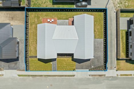 Photo of property in 52 Greig Crescent, Amberley, 7481