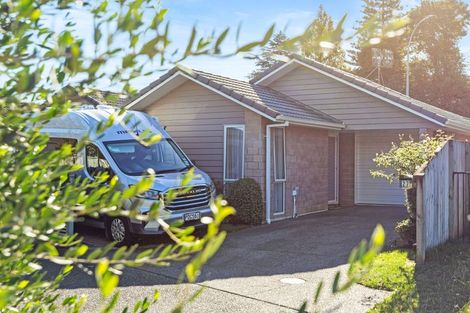 Photo of property in 27 Allington Place, Bethlehem, Tauranga, 3110