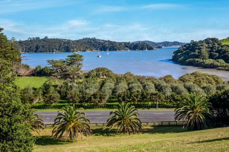 Photo of property in 3 Te Akau Drive, Russell, 0272