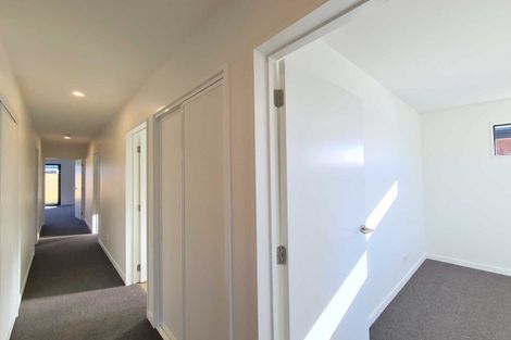 Photo of property in 6 Harry Manship Crescent, Halswell, Christchurch, 8025