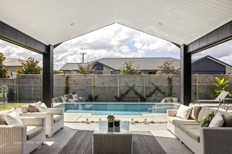 Photo of property in 2 Gabriela Close, Pyes Pa, Tauranga, 3112