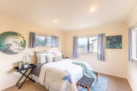 Photo of property in 2 Pohutukawa Grove, Titahi Bay, Porirua, 5022
