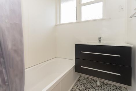 Photo of property in 75 Tyne Street, South Hill, Oamaru, 9400