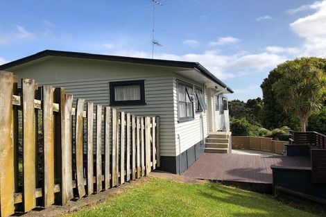 Photo of property in 1/90 Canongate Street, Birkdale, Auckland, 0626