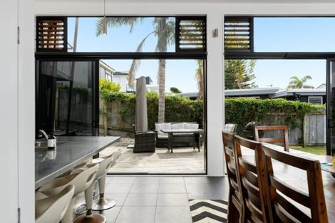 Photo of property in 1225 Papamoa Beach Road, Papamoa Beach, Papamoa, 3118