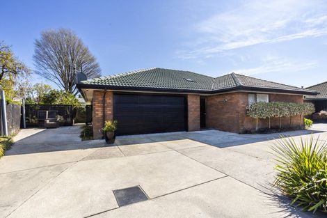 Photo of property in 1/31a Lansbury Avenue, Strowan, Christchurch, 8052