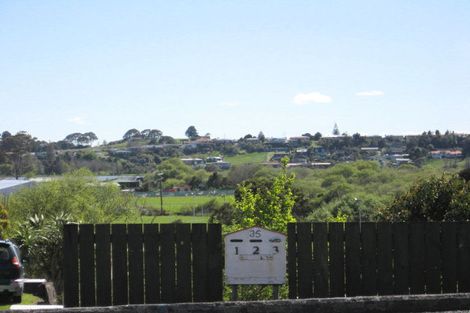 Photo of property in 35 Rayner Road, Huntly, 3700