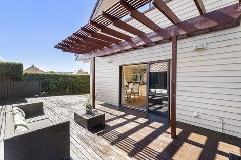 Photo of property in 1a Parkwood Crescent, Gulf Harbour, Whangaparaoa, 0930