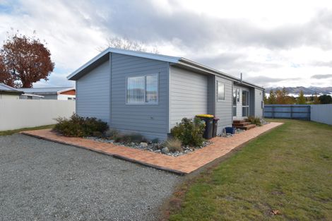 Photo of property in 84 Tekapo Drive, Twizel, 7901