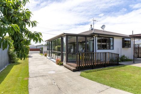 Photo of property in 11 East Belt, Rangiora, 7400