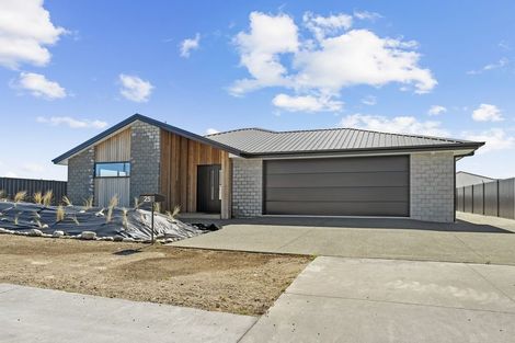 Photo of property in 25 Lakeland Avenue, Twizel, 7901