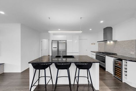 Photo of property in 18 Helen June Avenue, Flagstaff, Hamilton, 3210