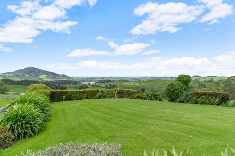 Photo of property in 91 Whaka Street, Maungaturoto, 0520