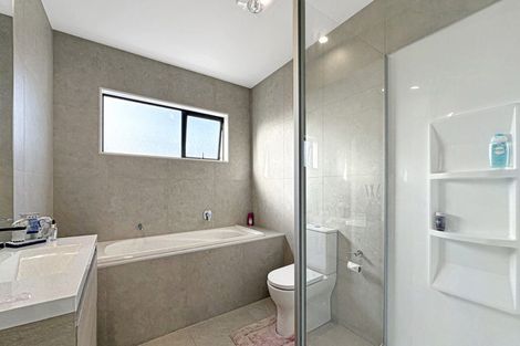 Photo of property in 20 Kilcadden Drive, Flat Bush, Auckland, 2019