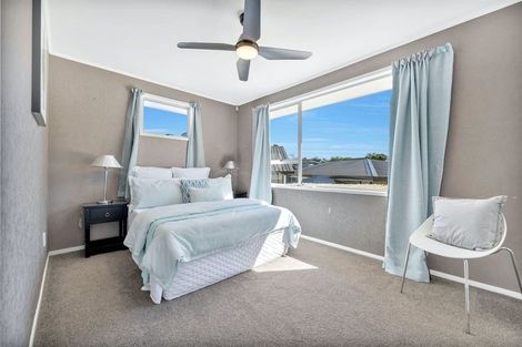 Photo of property in 25 Glynnbrooke Street, Te Atatu South, Auckland, 0610