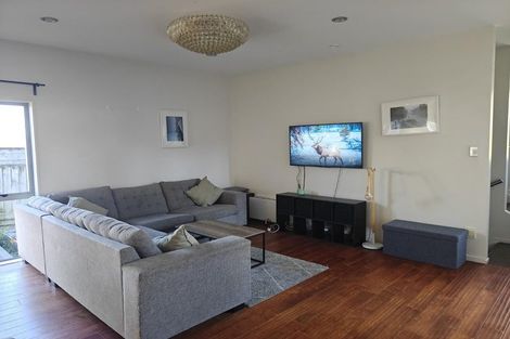 Photo of property in 7a Merville Avenue, Te Atatu South, Auckland, 0610