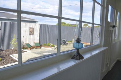 Photo of property in 9 Spencer Street, Bluff, 9814