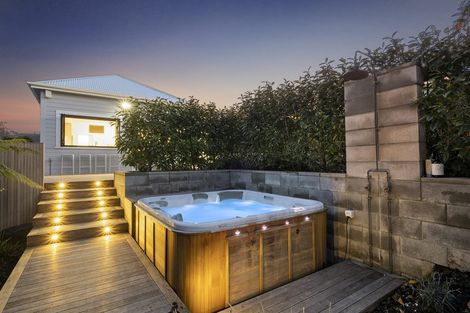 Photo of property in 8 Rosebery Street, Belleknowes, Dunedin, 9011