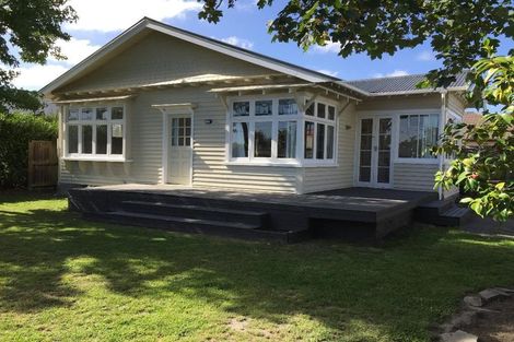 Photo of property in 4 Field Terrace, Upper Riccarton, Christchurch, 8041