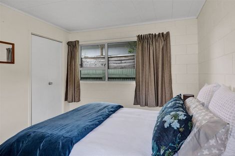 Photo of property in 74a Barrett Street, Westown, New Plymouth, 4310