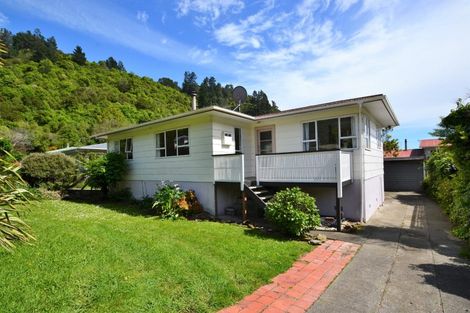 Photo of property in 6 Sowman Street, The Brook, Nelson, 7010