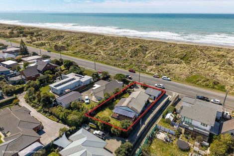 Photo of property in 464 Marine Parade, South New Brighton, Christchurch, 8062
