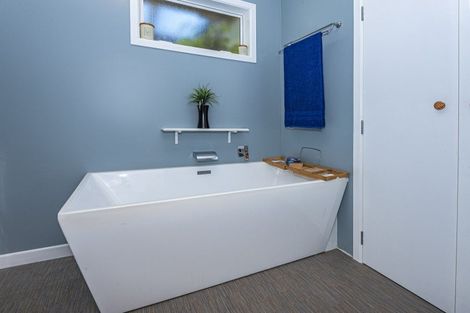 Photo of property in 114 Moir Street, Mangawhai, 0505