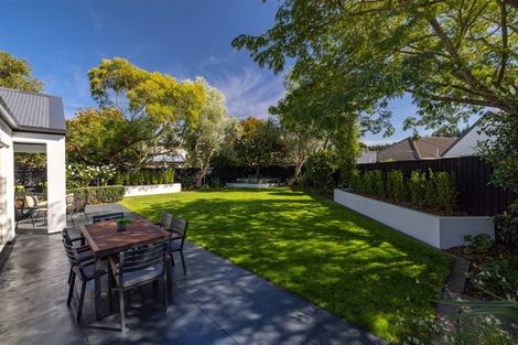 Photo of property in 9 Monterey Place, Parklands, Christchurch, 8083