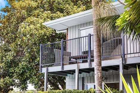 Photo of property in 14a Kowhai Road, Campbells Bay, Auckland, 0630