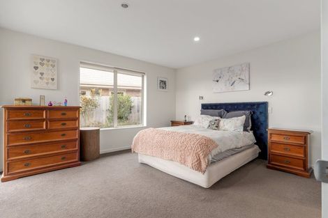 Photo of property in 27 Carradale Avenue, Broomfield, Christchurch, 8042