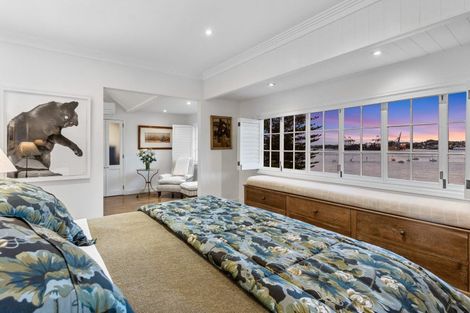 Photo of property in 11 Stanley Point Road, Stanley Point, Auckland, 0624