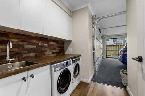 Photo of property in 49 Hinewa Road, Otumoetai, Tauranga, 3110