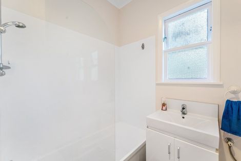 Photo of property in 52 The Drive, Tawa, Wellington, 5028