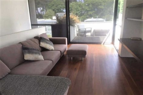 Photo of property in 1 Millbank Lane, Merivale, Christchurch, 8014