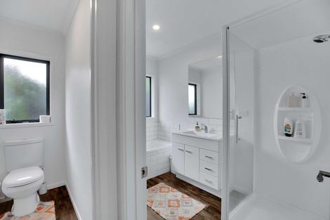 Photo of property in 5 Raranga Street, Marshland, Christchurch, 8083