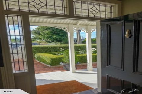 Photo of property in 10 Dixon Street, Carterton, 5713