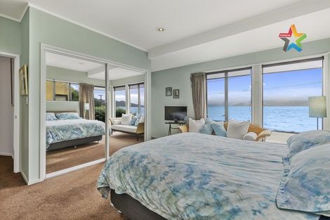 Photo of property in 2/517 Marine Drive, Sunshine Bay, Lower Hutt, 5013