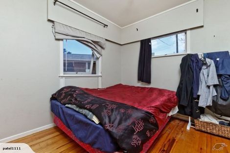 Photo of property in 74 Eskdale Road, Birkdale, Auckland, 0626