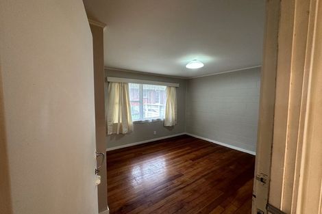 Photo of property in 3-5 Carbine Road, Mount Wellington, Auckland, 1060